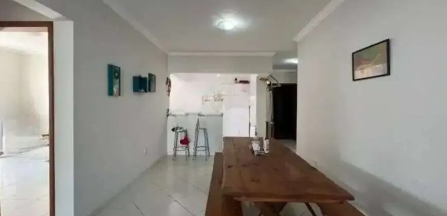 Apenas 3 quadras da praia em Aviação – Praia Grande – SP – todo mobiliado