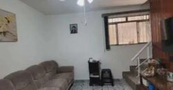 Sobrado à Venda – 3 Dormitórios | 2 Vagas | Excelente Localização!