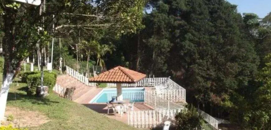 Linda chácara!!! móvel para venda possui 13.810 metros quadrados com 3 quartos