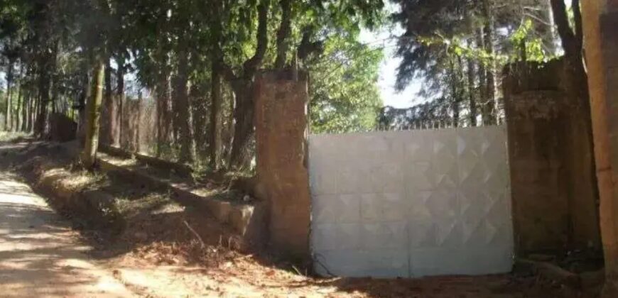 Linda chácara!!! móvel para venda possui 13.810 metros quadrados com 3 quartos