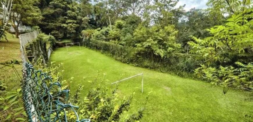 Linda chácara!!! móvel para venda possui 13.810 metros quadrados com 3 quartos