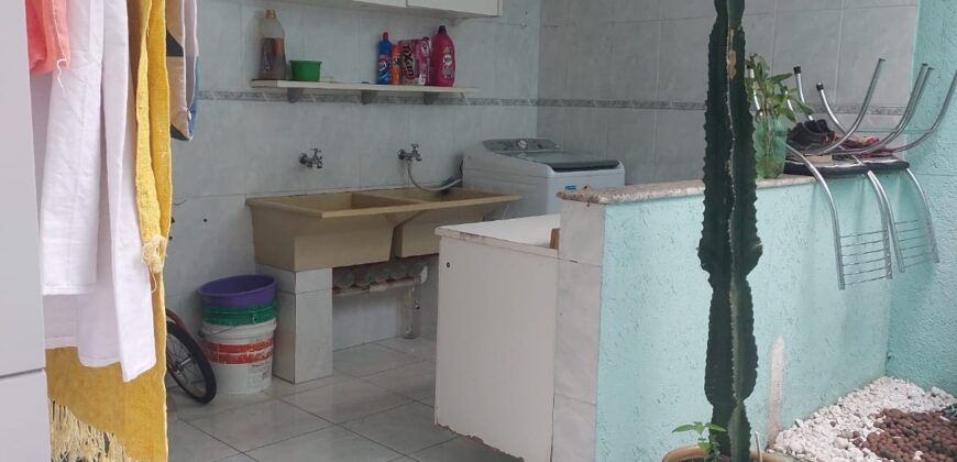 Imóvel para venda possui 202 metros quadrados com 3 quartos em Jardim Colorado – São Paulo – SP