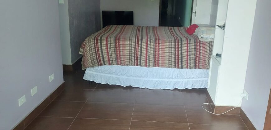 Imóvel para venda possui 202 metros quadrados com 3 quartos em Jardim Colorado – São Paulo – SP