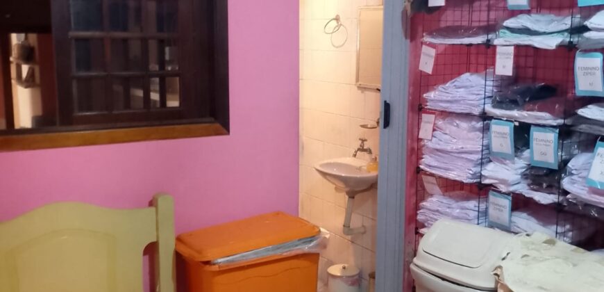 Casa com 2 moradias à venda Vila Tolstoi, São Paulo