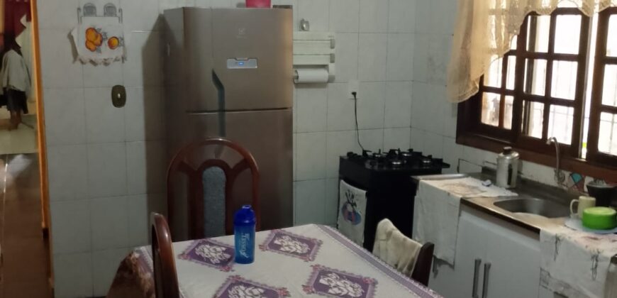 Casa com 2 moradias à venda Vila Tolstoi, São Paulo