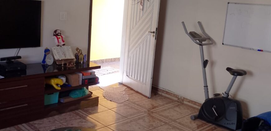 Casa com 2 moradias à venda Vila Tolstoi, São Paulo