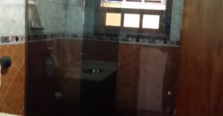 Casa com 2 moradias à venda Vila Tolstoi, São Paulo